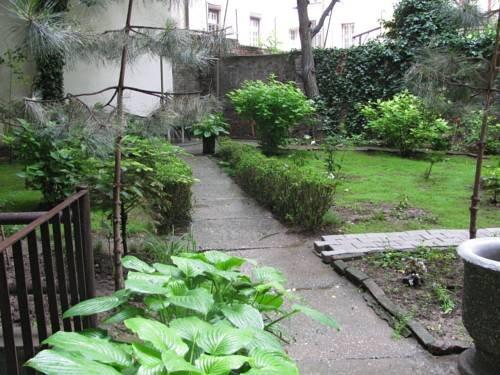 City Garden Apartment