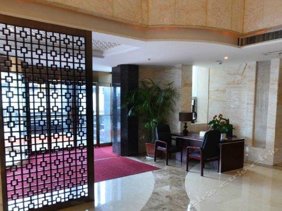 Lukou Chenhong Huayuan Hotel