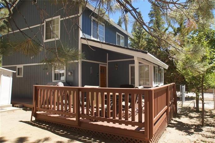 Apples Delight by Big Bear Cool Cabins