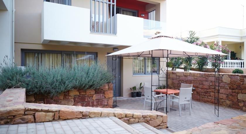 Almyra Hotel