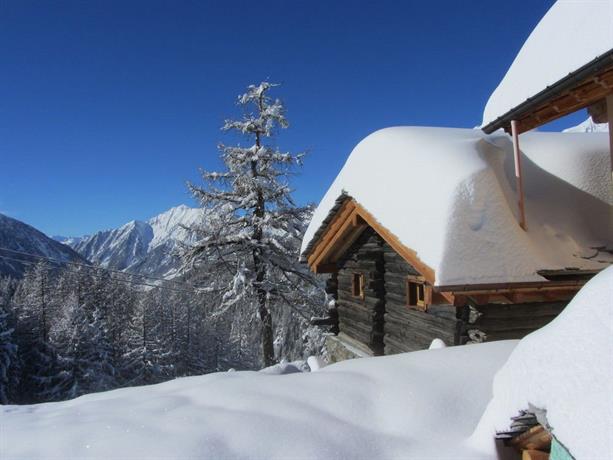 Apartment Lo Retsignon Alpe Mandria Ski Lift Italy thumbnail