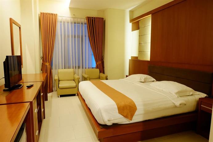 Arinas Hotel