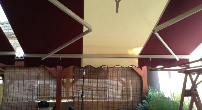 Apartments Ylona
