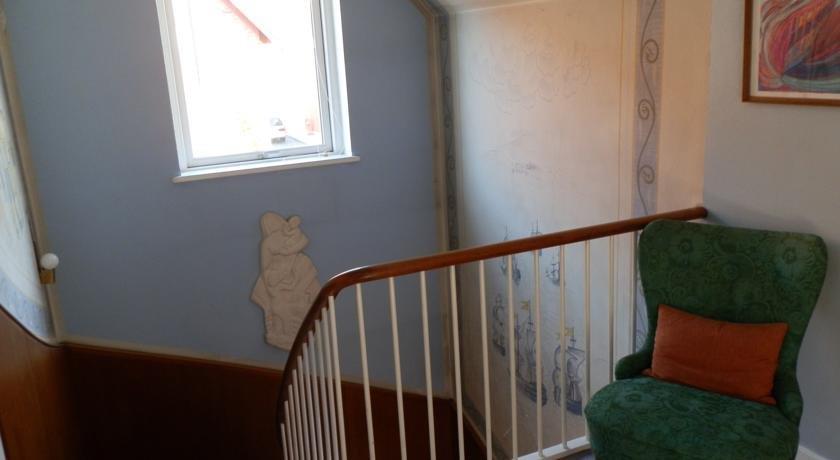 Tvaerstraede Guesthouse