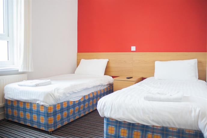 Wavecrest Hotel