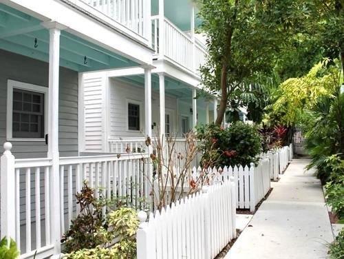 Breezy Bungalow Townhouse