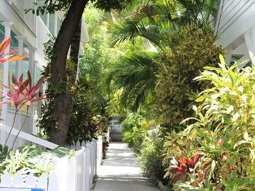 Breezy Bungalow Townhouse