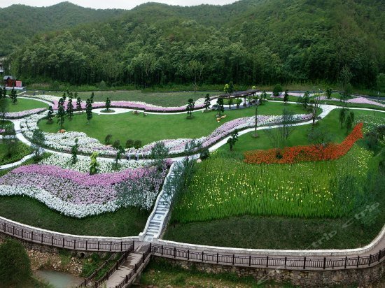 Nanyuan Flowerbed Resort