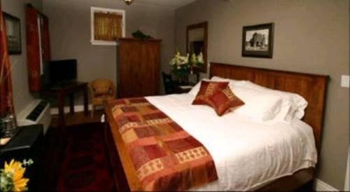Bayside Inn