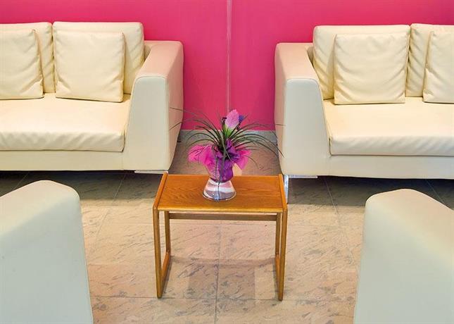 Renzo Hotel