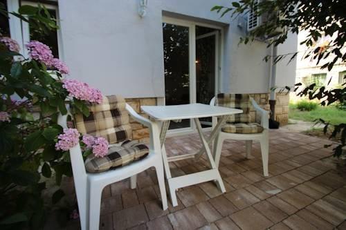 Studio City Center Montezaro
