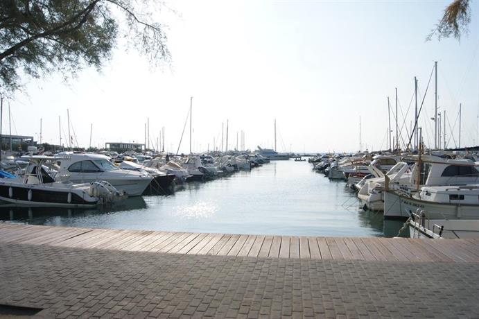 Agi Port de Rosas