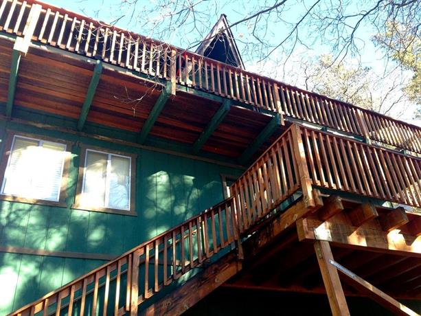 Chipmunk Treehouse