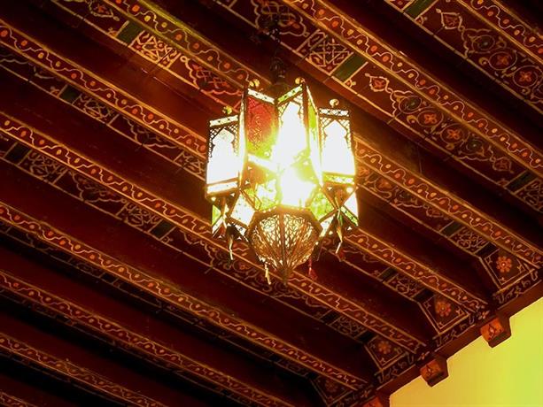 Riad Signature