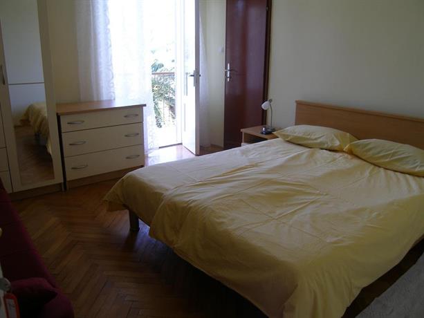 Rooms Makaus 