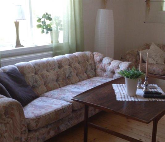 Manes Apartment