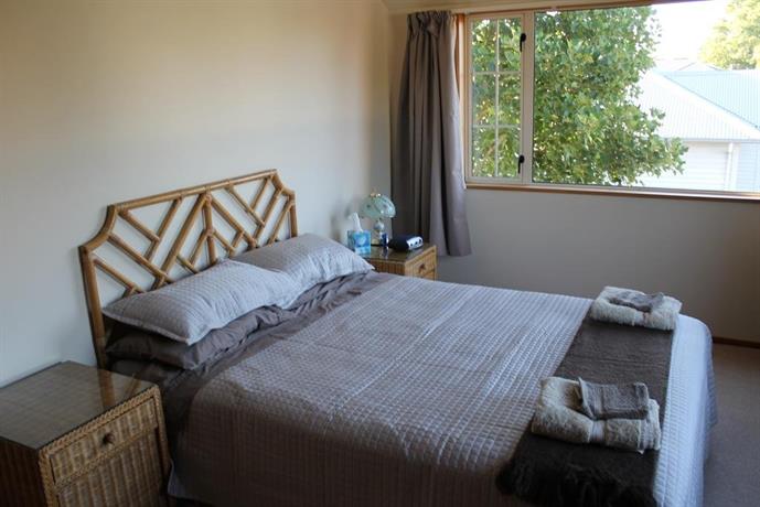 Aroha Riccarton Bed and Breakfast