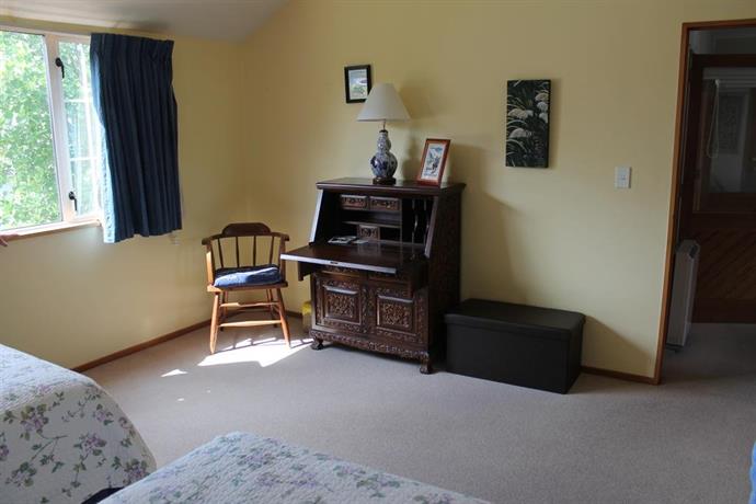Aroha Riccarton Bed and Breakfast