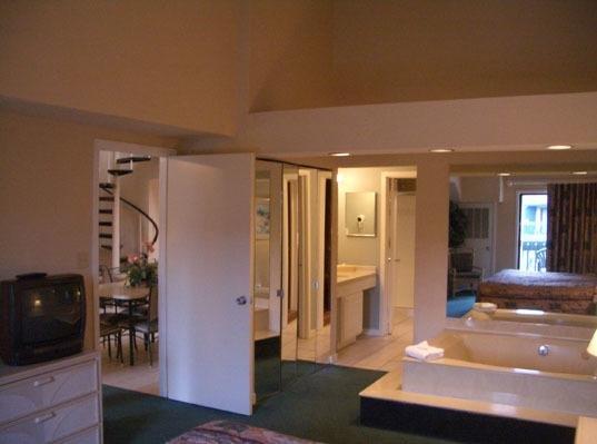 Players Club Resort by VRI Resort