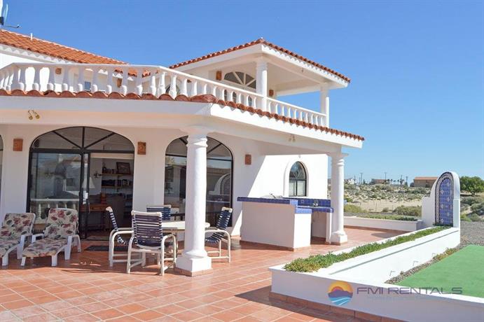 Casa Las Vistas del Mar by FMI Rentals