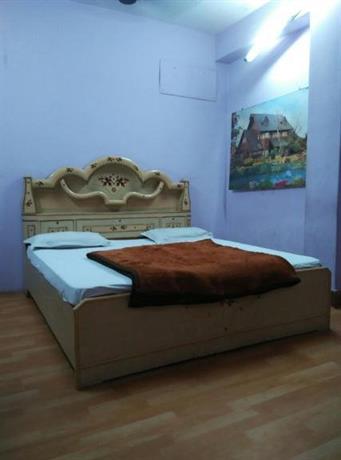 Hotel Gajraj Bari