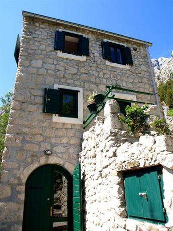 Holiday Home Dalmatinska Kuca