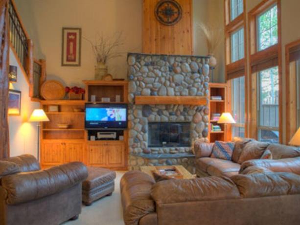 Aquila Lodge 5