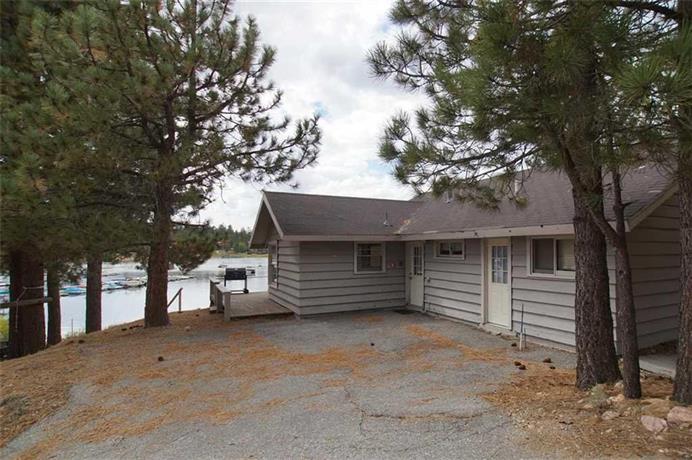 Lakefront Retreat by Big Bear Cool cabins