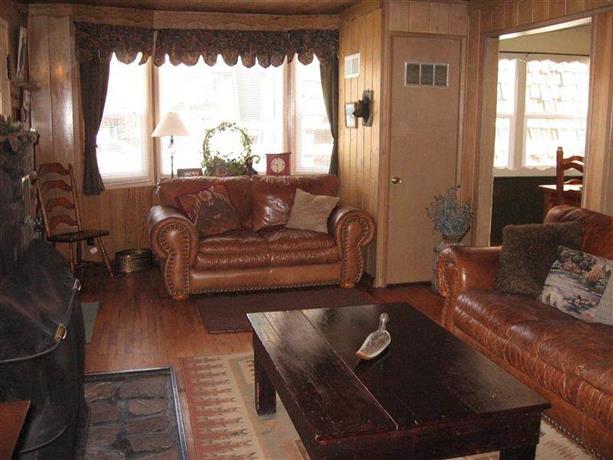 Lake Cottage