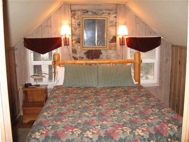 Lake Cottage