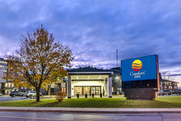 Comfort Inn Montreal Airport Pointe-Claire Yacht Club Canada thumbnail