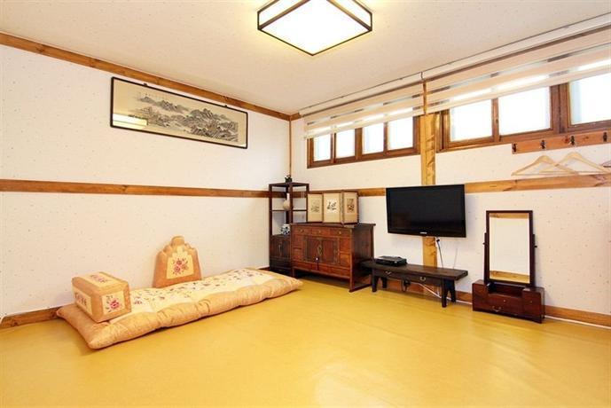 Hyosunjae Hanok Guesthouse