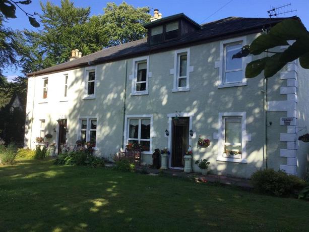 Inverlochy Villas Adults Only