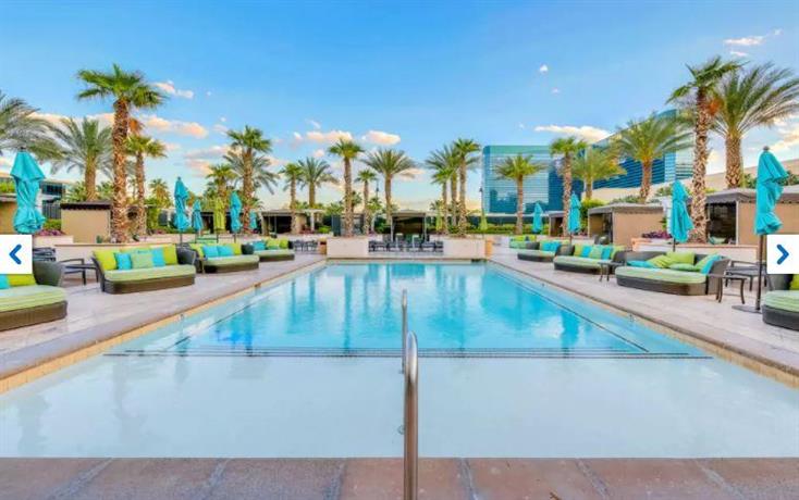 888 One Bedroom Balcony Suite At Signature Condo Hotel Las Vegas