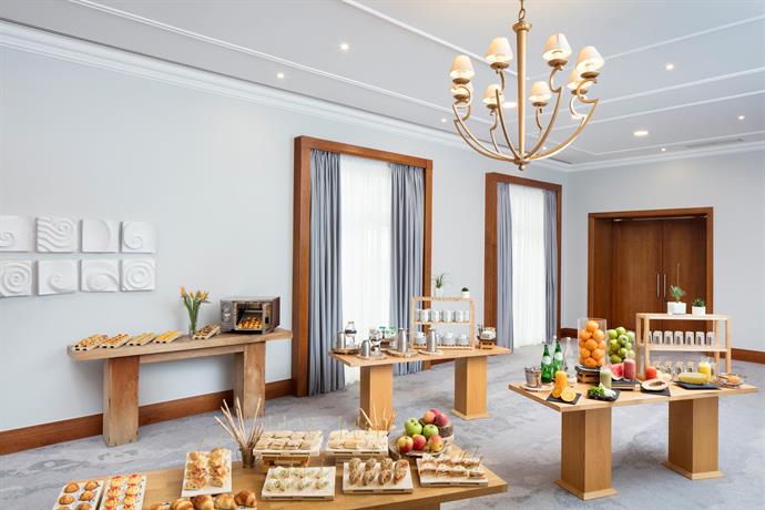 Praia D'El Rey Marriott Golf & Beach Resort
