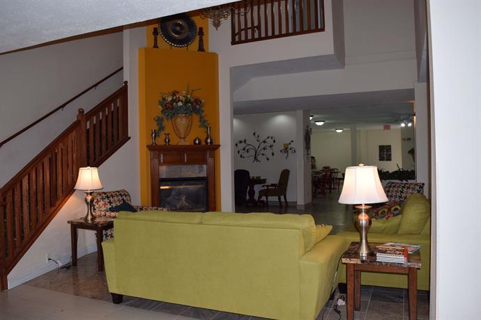 GrandStay Residential Suites - Madison East
