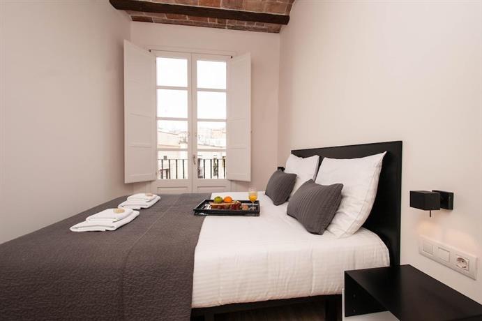 Short Stay Group Portaferrissa Serviced Apartments