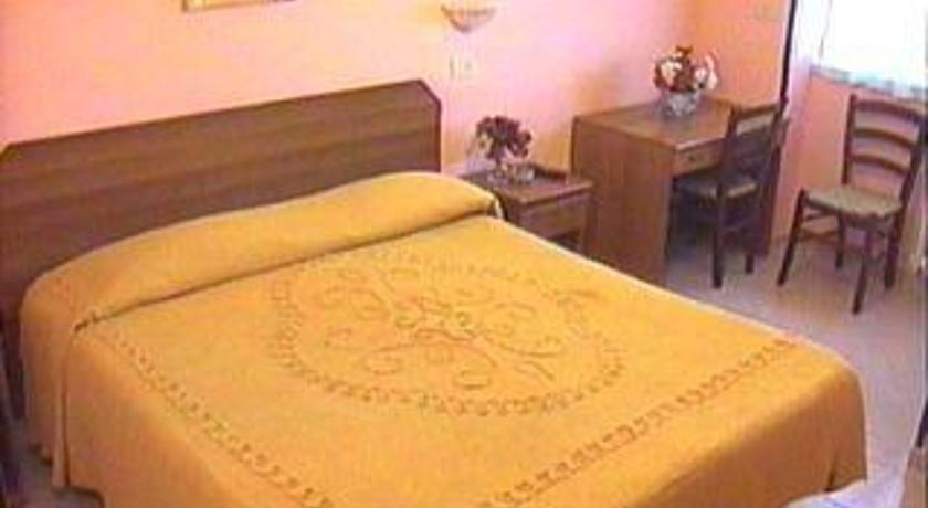 Hotel Domus Mea