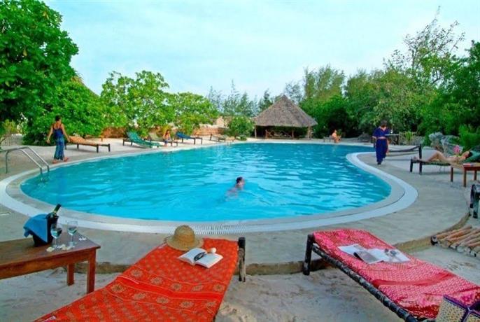 Hakuna Majiwe Beach Lodge 