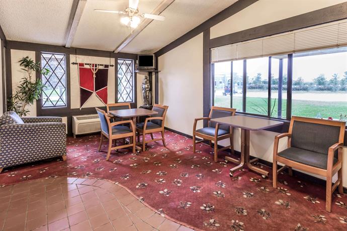 Knights Inn Racine