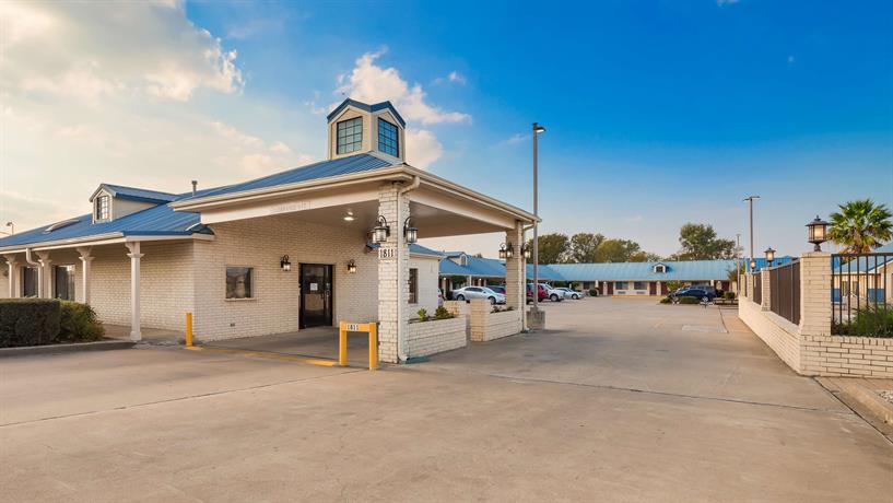 Best Western Regency Inn & Suites Gonzales
