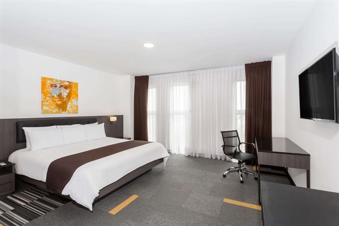 Costa del Sol Wyndham Lima Airport
