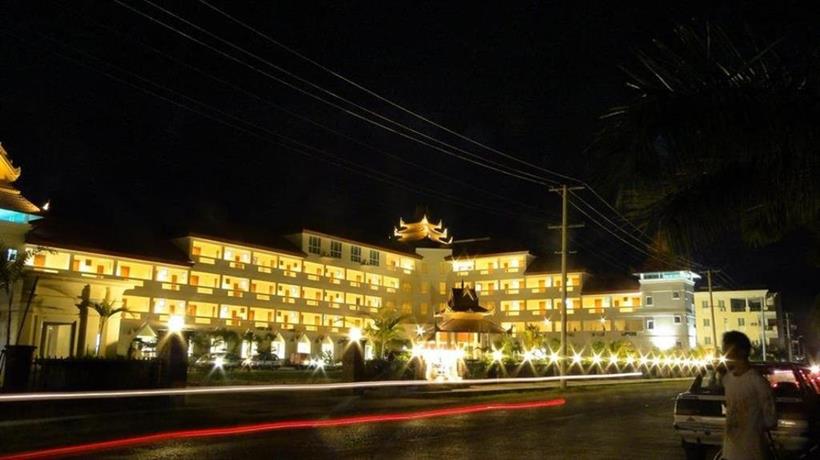Mawlamyaing Strand Hotel