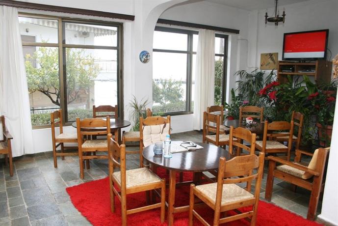 Aparthotel Iliahtides