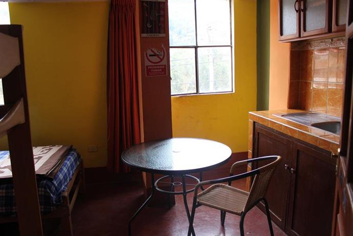 Andescamp Hostel