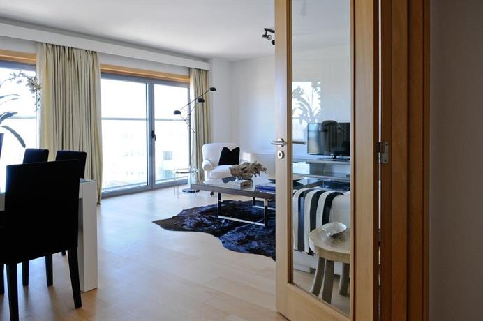 Panoramic Living