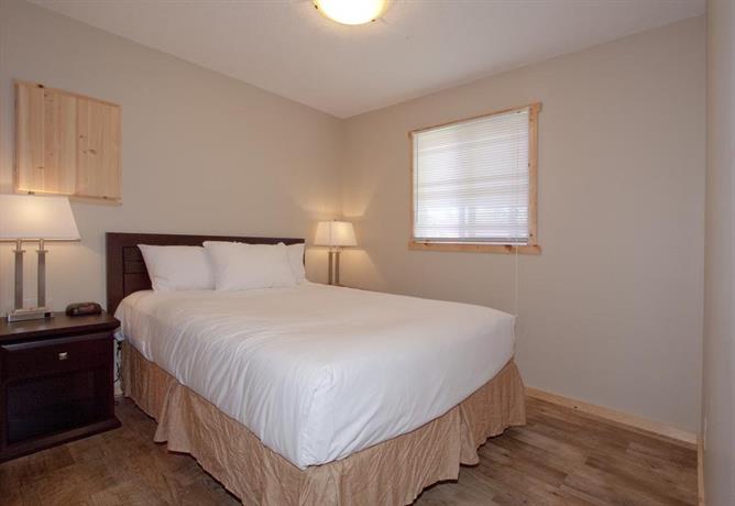 Jasper East Cabins