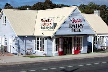 Bodalla Dairy Shed Guest Rooms Nerrigundah Australia thumbnail