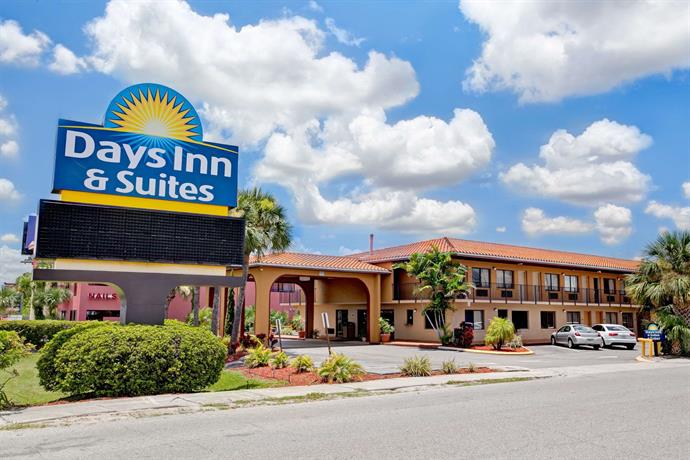 Days Inn & Suites Orlando/UCF Area Research Park