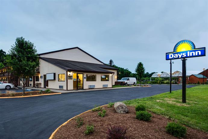 Days Inn by Wyndham Athens Athens Ohio